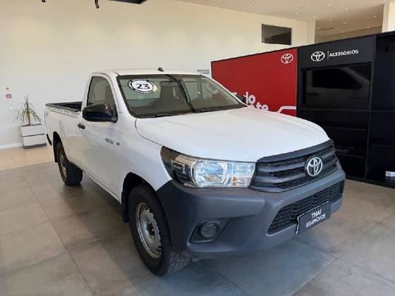TOYOTA HILUX 2.8 D-4D TURBO DIESEL CS 4X4 MANUAL